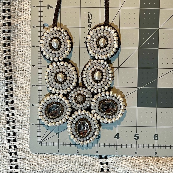 Mosaic Semi-Precious Stones Large White Bib Handmade 16" - 18" Necklace - Picture 10 of 15